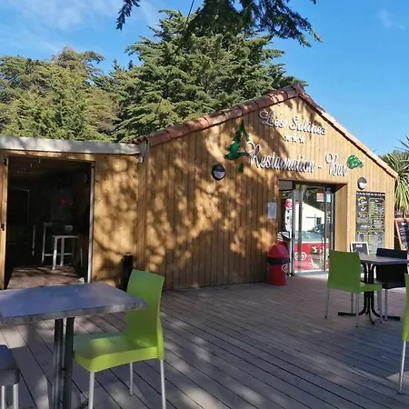 La Oceane Avec Piscine, A Pied Holiday home Saint-Hilaire-de-Riez