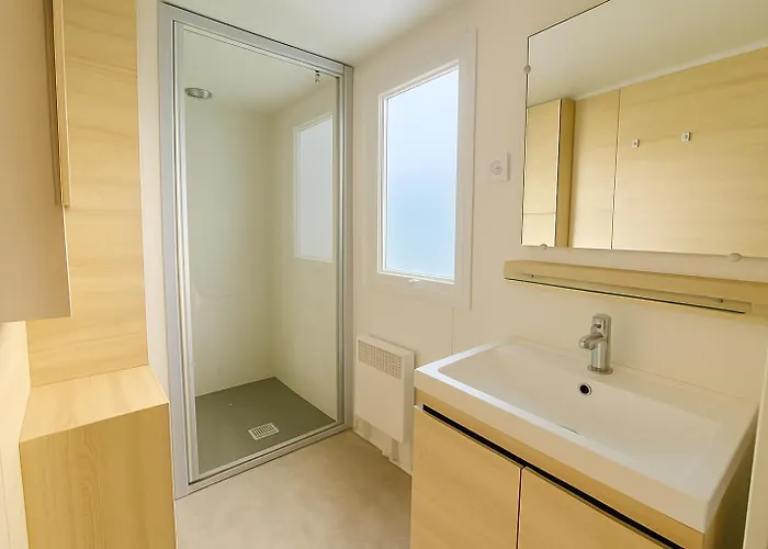 La Océane Avec Piscine, à Pied Hébergement de vacances *